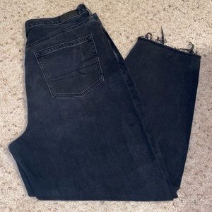 American Eagle Mom Jeans